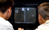 科学家试图教会实验室培养脑细胞玩《Pong》