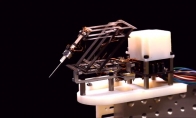 受到折纸的启发 哈佛与索尼合作打造了一个迷你外科手术机器人