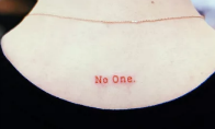 《权力的游戏》“二丫”纹身“No One”纪念完结